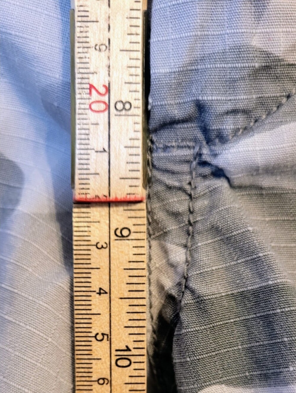 American Living Cargo Gray Camo Shorts Size 34 Gorpcore Outdoors Hiking Casual - Picture 6 of 7